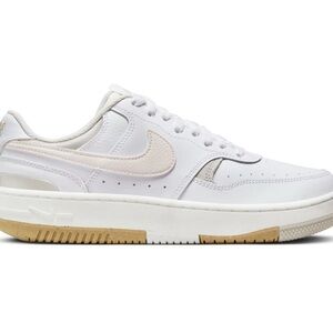 Nike Beige/White Sneakers